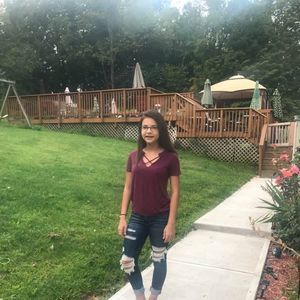 Meet your Posher, Alissa